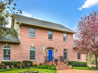 112 Eastridge Dr, Oak Ridge, TN 37830