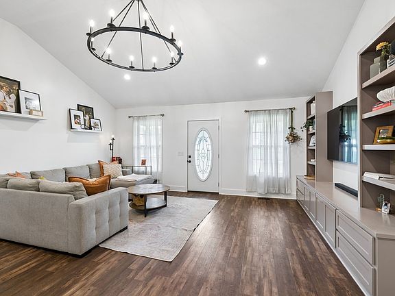 5th image of 4495 Angela Way