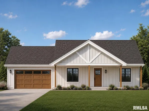 903 Miller Ln, Gridley, IL 61744