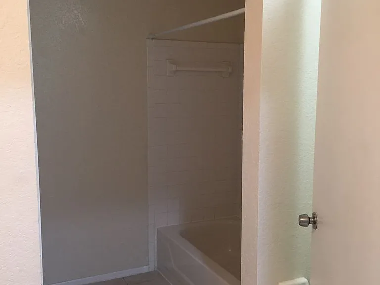 7772 Sugar Bend Dr — Photo 5