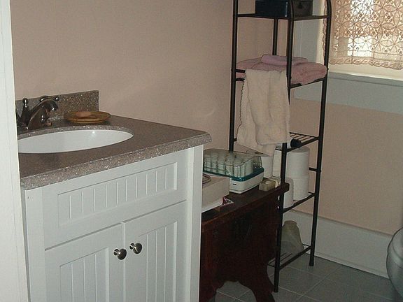 4th image of 281 Sulphur Springs Rd