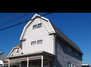 11 Goeringer Ave, Hanover Township, PA 18706