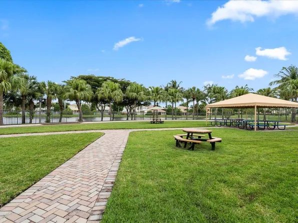 9222 Delemar Court, Wellington, FL 33414