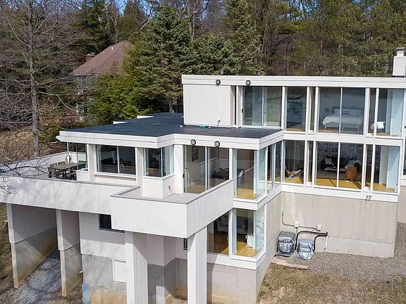 2nd image of 24 Tyler Rd