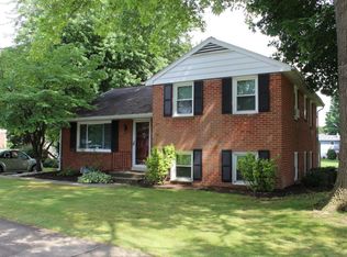 141 Forney Dr, Lititz, PA 17543