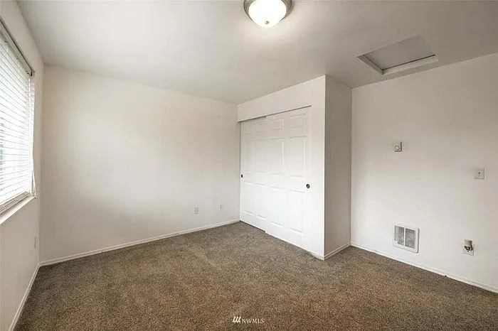 14508 W Thorne Ln SW — Photo 6
