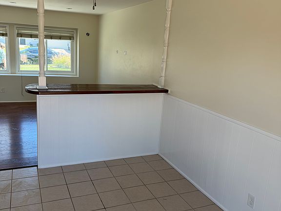 3rd image of 145 Cartagena St