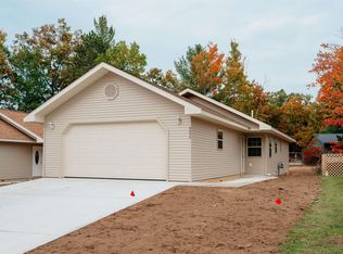 9850 Deer Track Ct #21, Interlochen, MI 49643