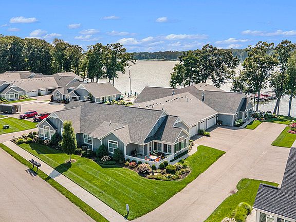 5th image of 214 Janes View Dr