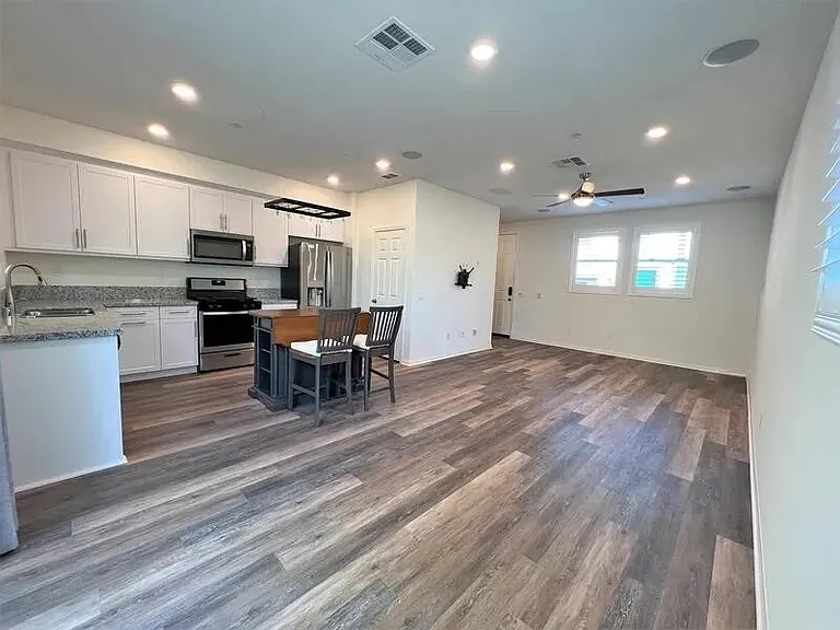 1213 Reef Ln #1 — Photo 14