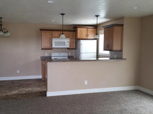 1204 36th Ave NE Unit 2, Great Falls, MT 59404