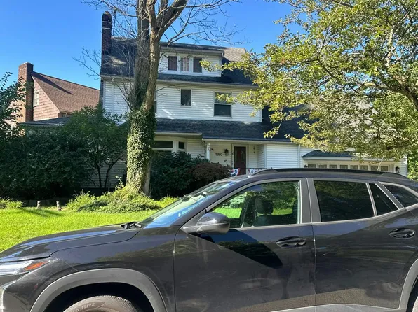 1260 Quilliams Rd, Cleveland Heights, OH 44121