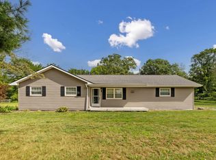 5796 Beecher Rd, Granville, OH 43023