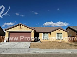 13884 Old Mill Ln, Victorville, CA 92394