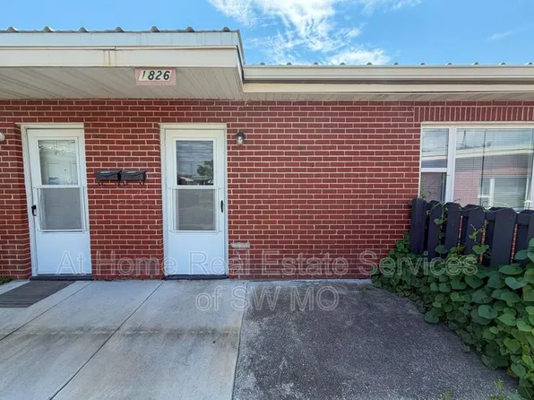 1826 S Sieger Dr, Springfield, MO 65804
