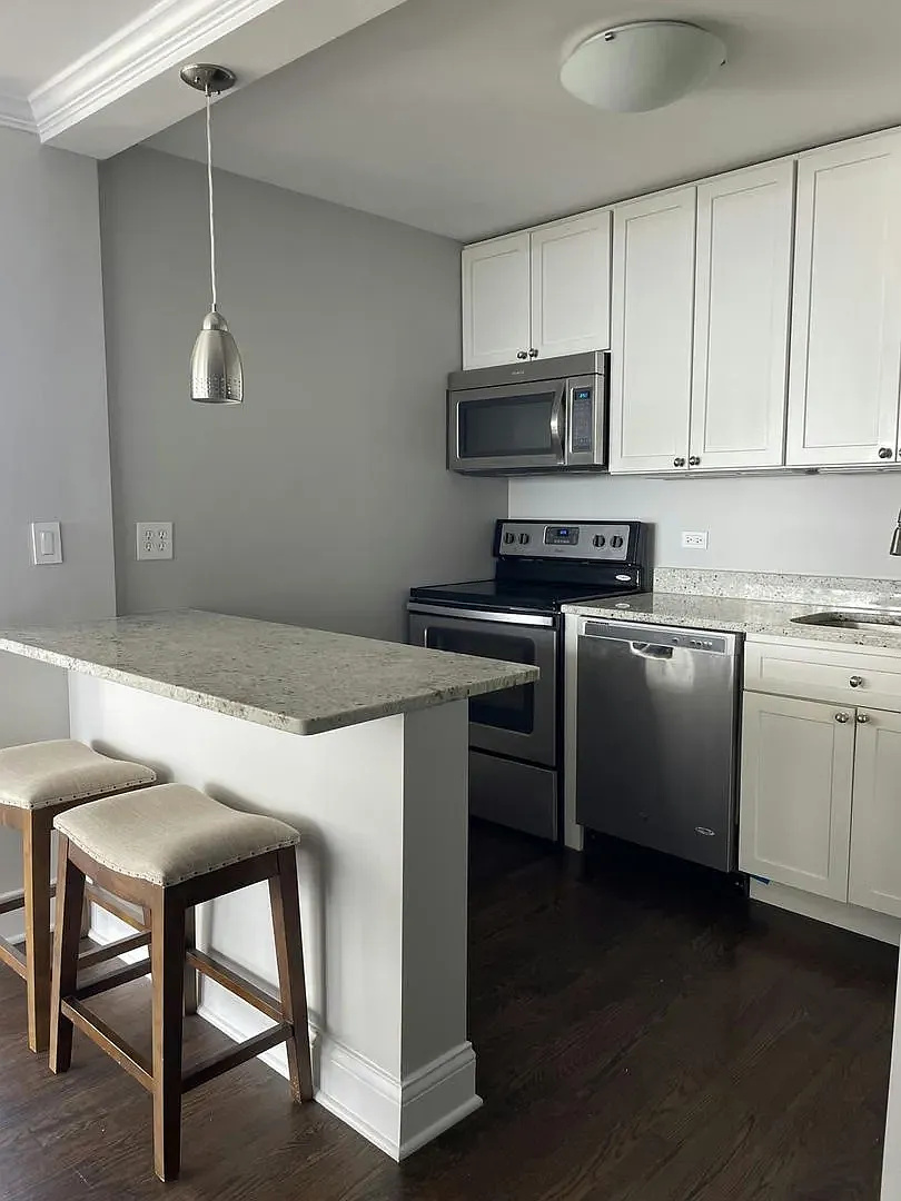 2 bed, $3,500 — Photo 3