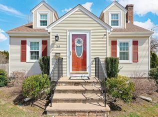 18 Circle Dr, Framingham, MA 01702