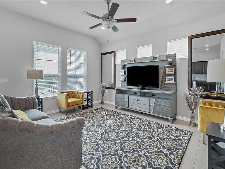 125 Harborside Dr #102 — Photo 12