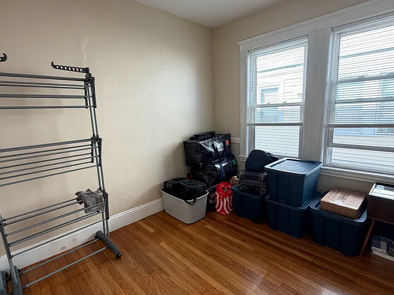 3961 Washington St #2R — Photo 6