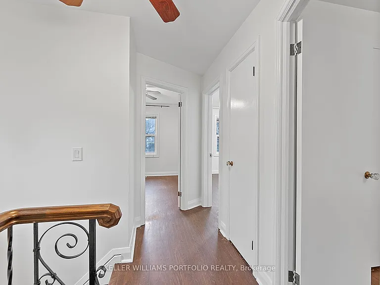 40 Scarboro Cres — Photo 26