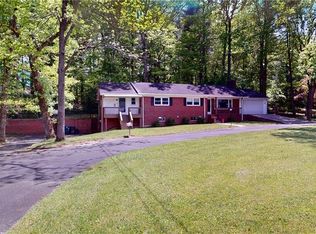 256 Hylton St, Mount Airy, NC 27030