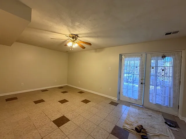 534 Crossbridge Dr — Photo 41
