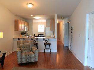 6713 Oak Hill Cir, Rensselaer, NY 12144