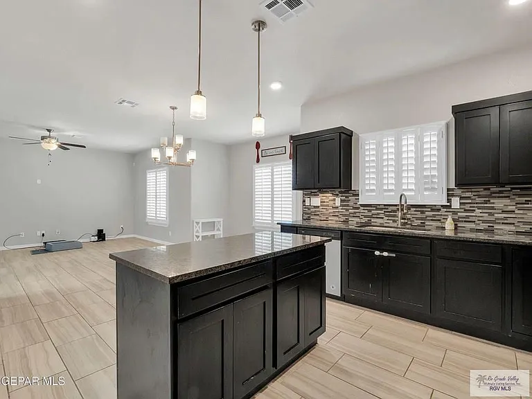 12405 Triple Crown Ave — Photo 4