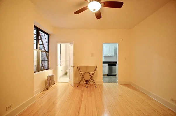 Rented by Bohemia Realty Group | media 6