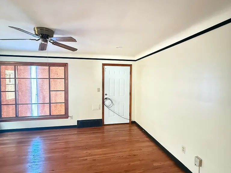 21260 Goller Ave — Photo 2