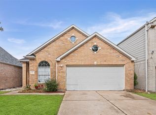 822 Green Pines Frst, Houston, TX 77067