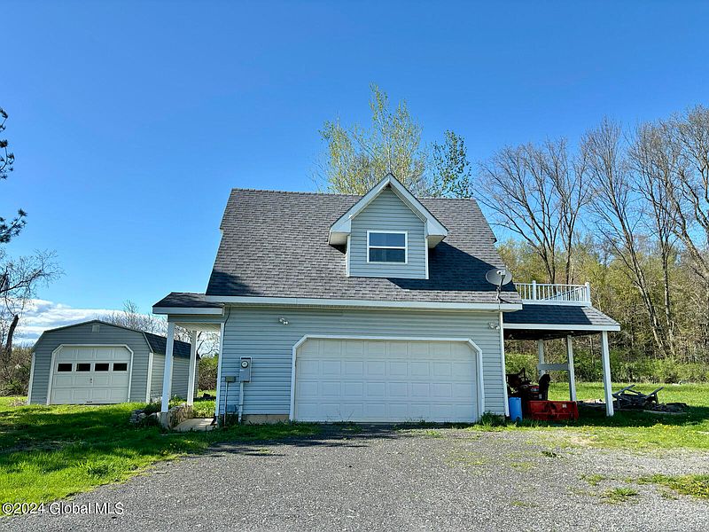 2nd image of 19 McEachron Hill Rd