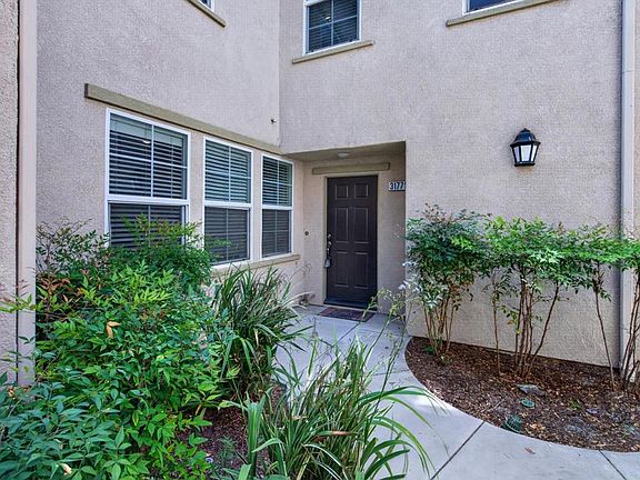 3rd image of 31771 Biagio Way