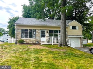 608 Jefferson Ave, Warminster, PA 18974