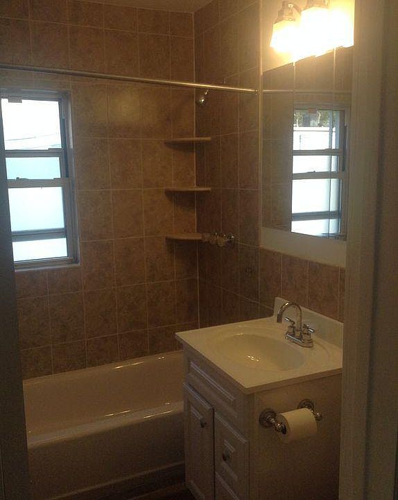 1st image of 2213 23rd St