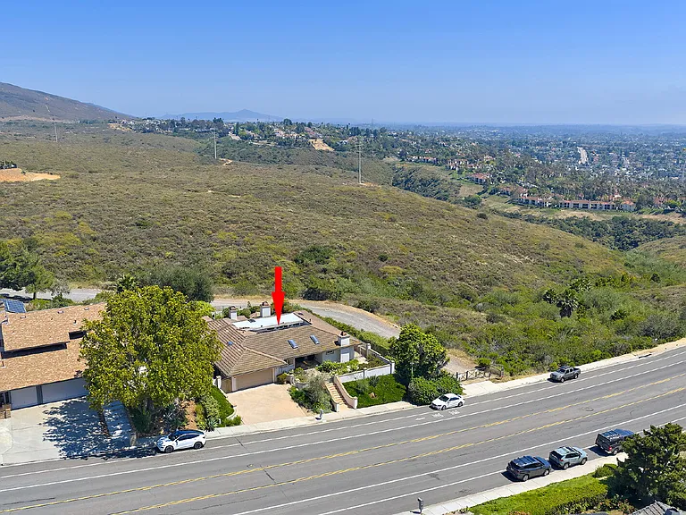 7118 El Fuerte St — Photo 45