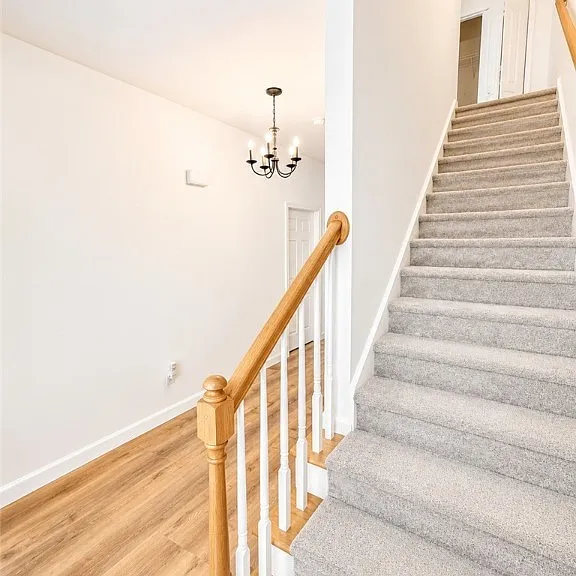 105 Orkney Rd — Photo 3