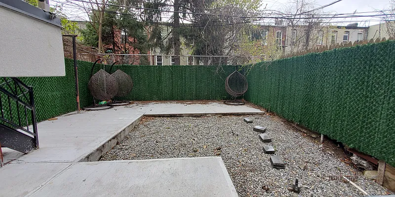 Rented by MBC Group LLC | media 2