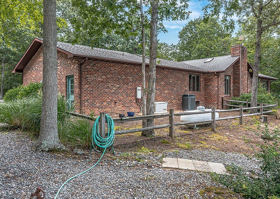 129 Pond Ln, Reedville, VA 22539 Zillow