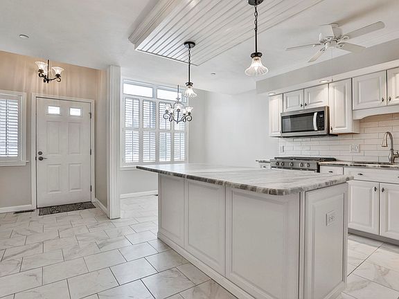 5th image of 37 Coles Way