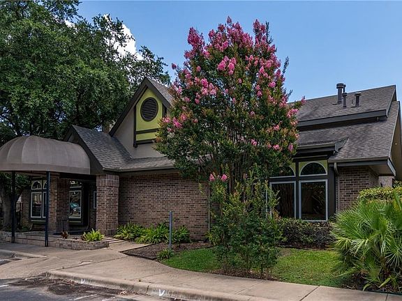 2nd image of 7685 Northcross Dr Unit 904