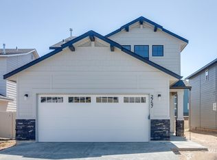 2757 E Jasmine St, Meridian, ID 83646