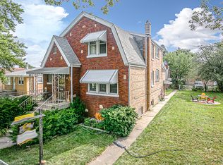 7647 Leclaire Ave, Burbank, IL 60459