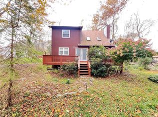 5115 Navajo Pl, Tobyhanna, PA 18466