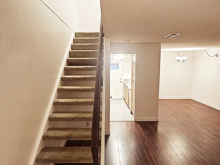 5516 Roundtree Dr #E — Photo 25