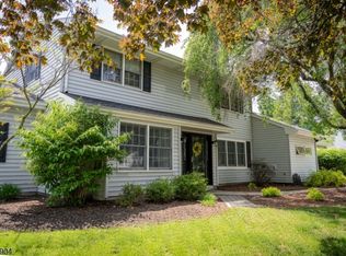 2 Monsey Rd, Flemington, NJ 08822