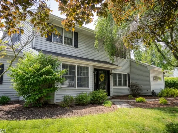 2 Monsey Rd, Raritan Twp., NJ 08822