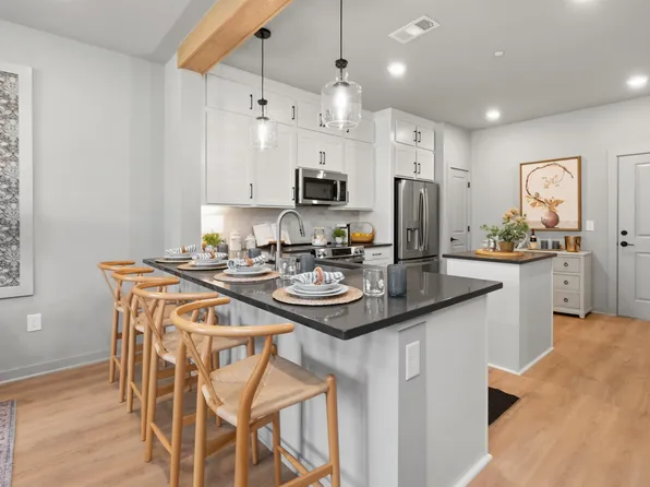 1801 Williamette Trce #113, Birmingham, AL 35244