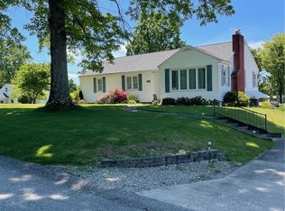 736 Melvin Dr, Greensburg, PA 15601