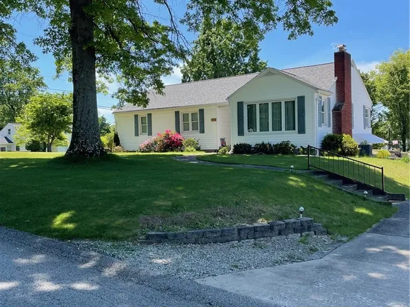 736 Melvin Dr, Greensburg, PA 15601